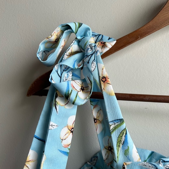 Blue floral print mini dress - Picture 2 of 2